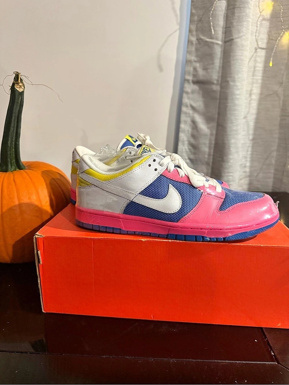 Retro Nike Dunk Low Sneakers Pink & Blue US 9 New